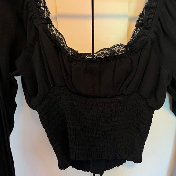 Forever 21 Black Crop Top - Picture 6 of 6